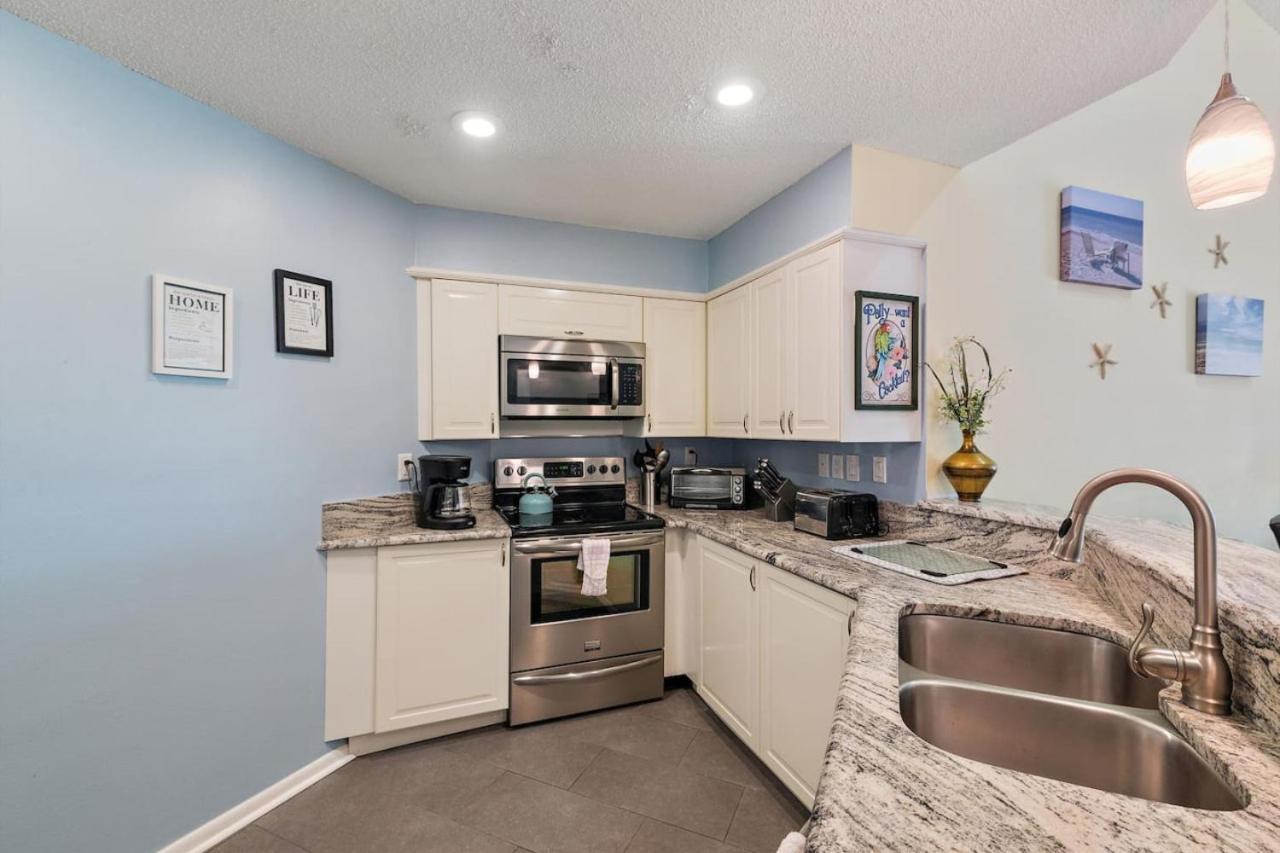 Isla Del Sol Vista East 2 212 2 Bd 2 Ba *