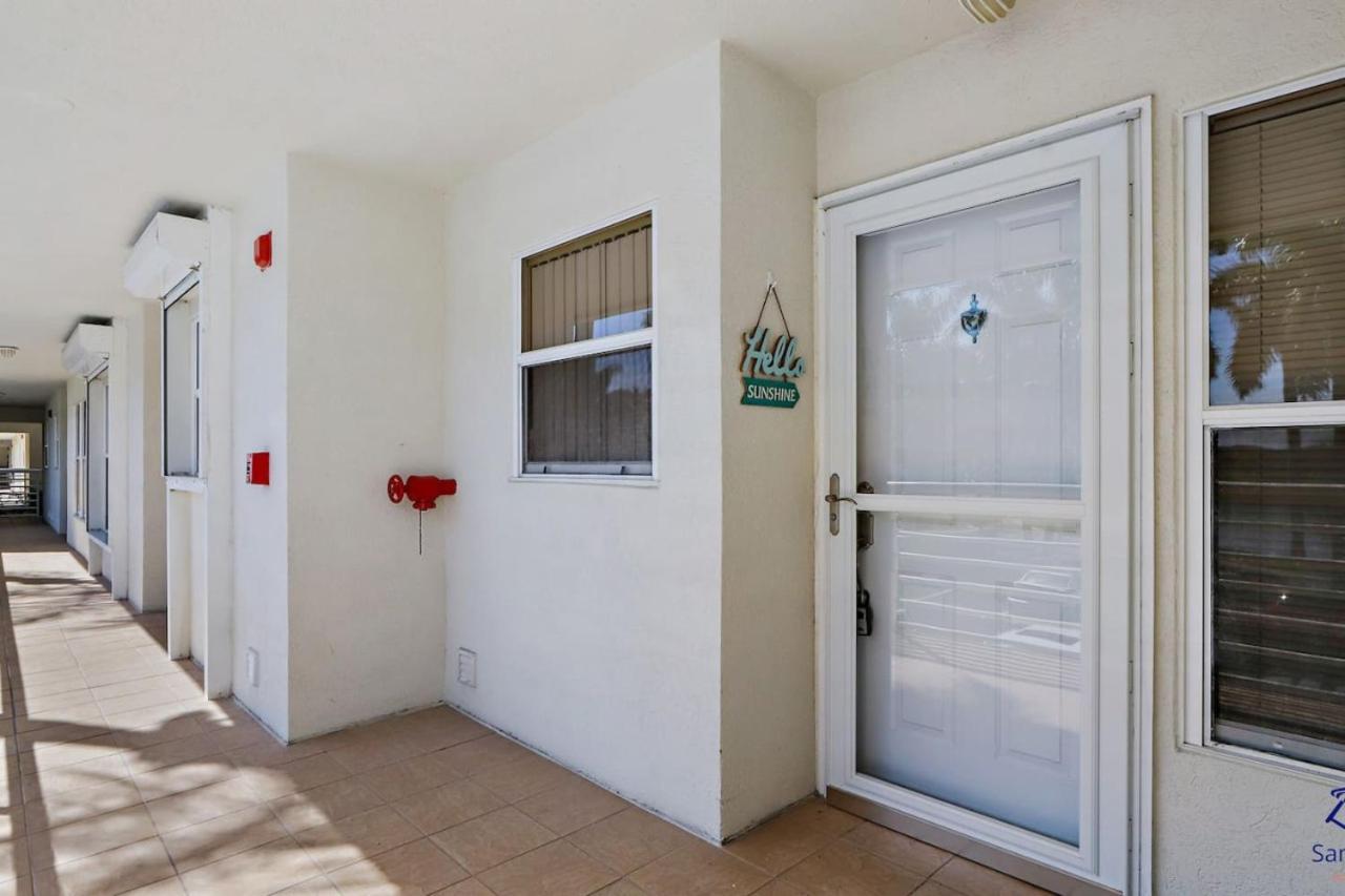 Isla Del Sol Bahia Vista 2nd Floor Corner Unit *