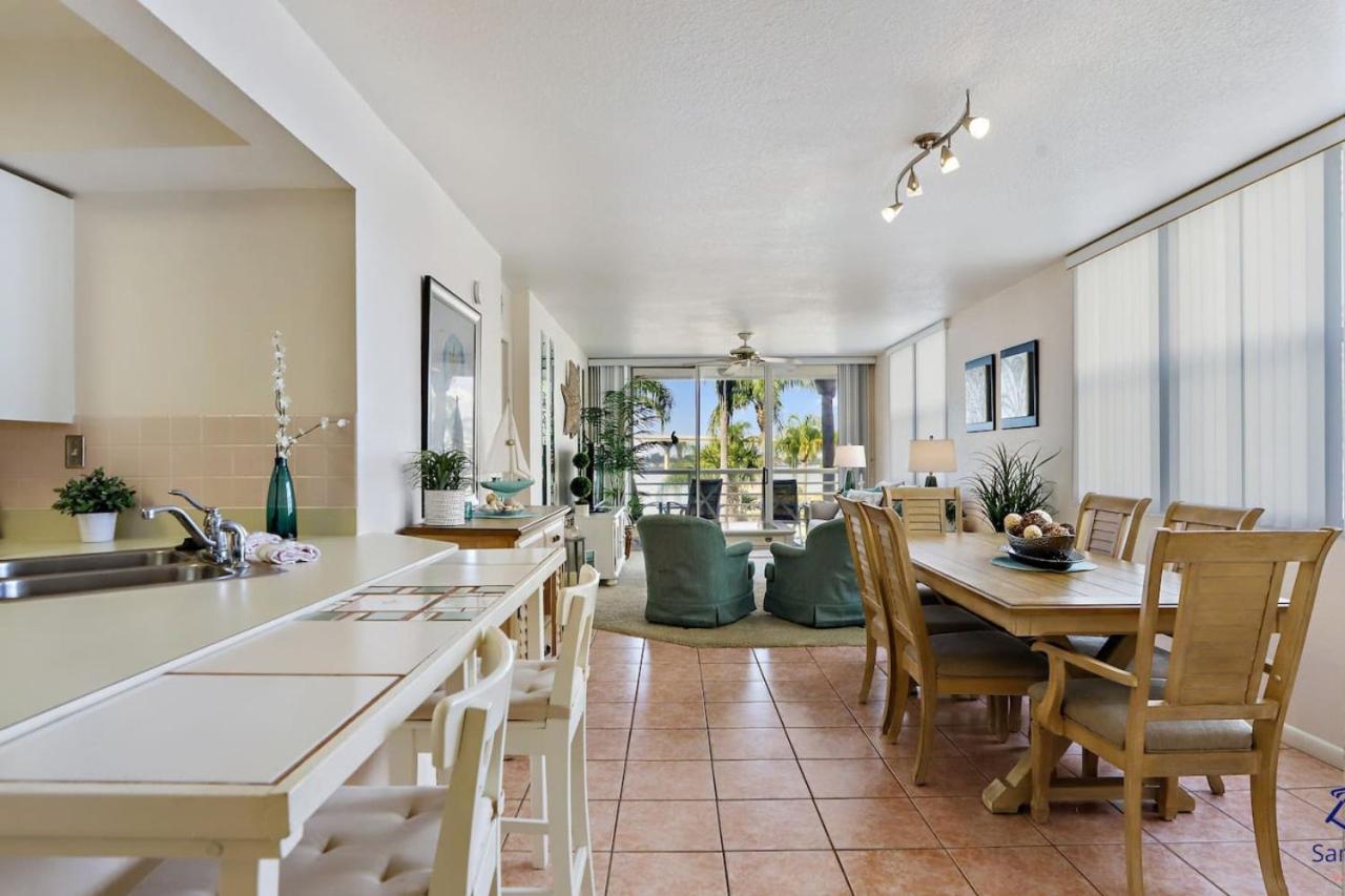 Isla Del Sol Bahia Vista 2nd Floor Corner Unit
