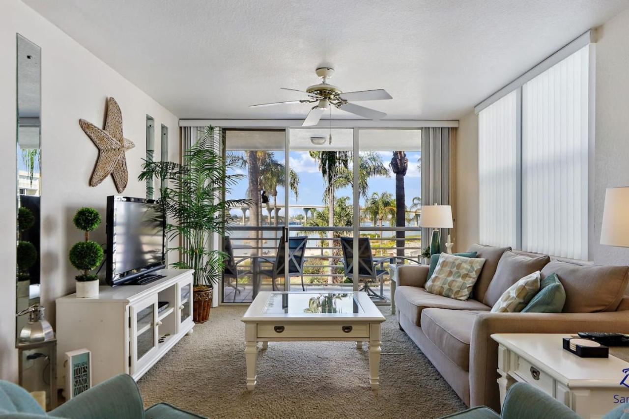 Isla Del Sol Bahia Vista 2nd Floor Corner Unit *