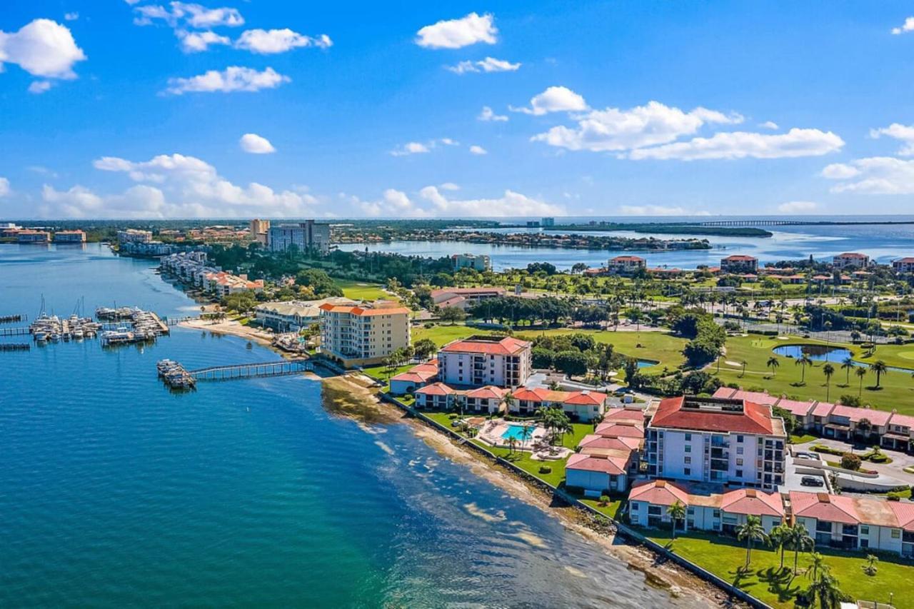St Pete Isla Del Sol Casa G 207 Bay Front 2 2 Point Brittany