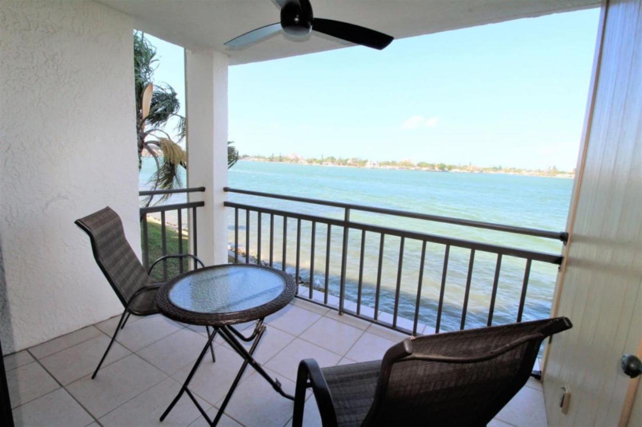 St Pete Isla Del Sol Casa G 207 Bay Front 2 2 * Point Brittany