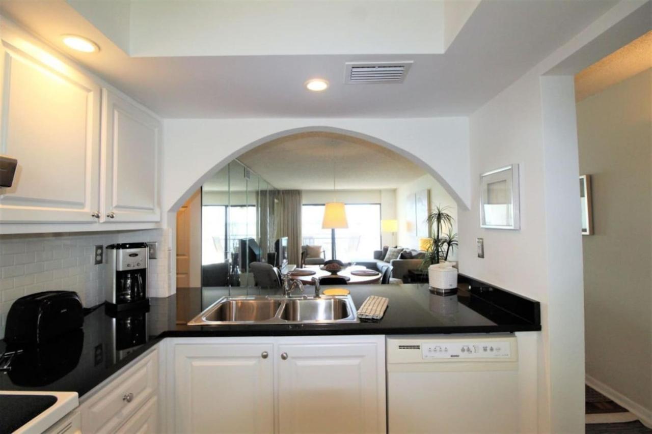 St Pete Isla Del Sol Casa G 207 Bay Front 2 2 * Point Brittany