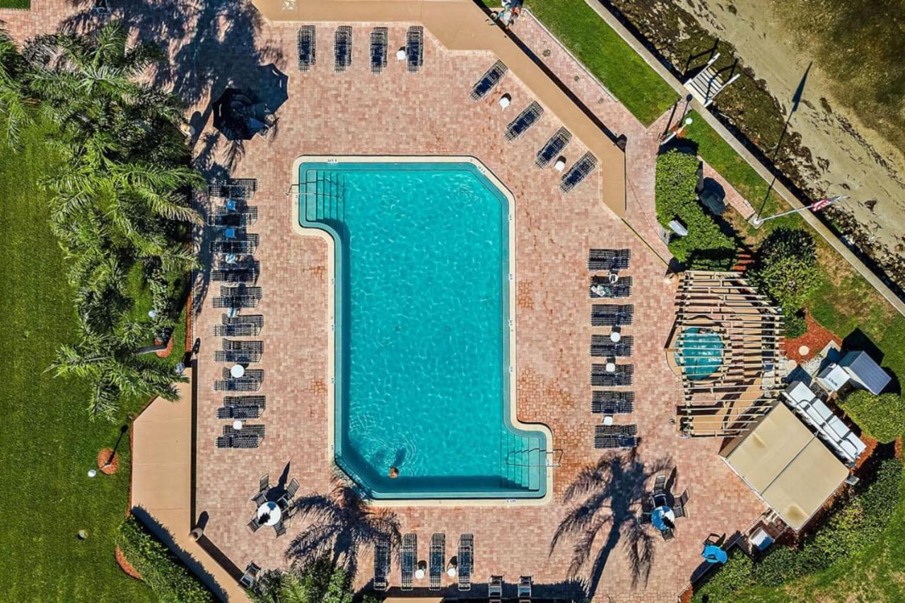 St Pete Isla Del Sol Casa G 207 Bay Front 2 2 Holiday home