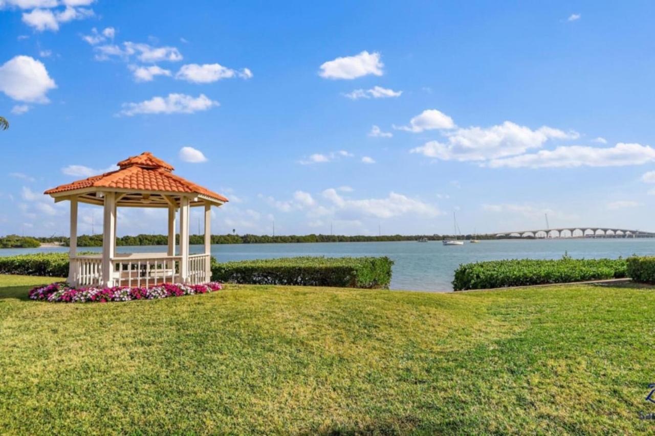 Bay Front Serenity 4th Floor 2bd 2ba At Isla Del * Tierra Verde