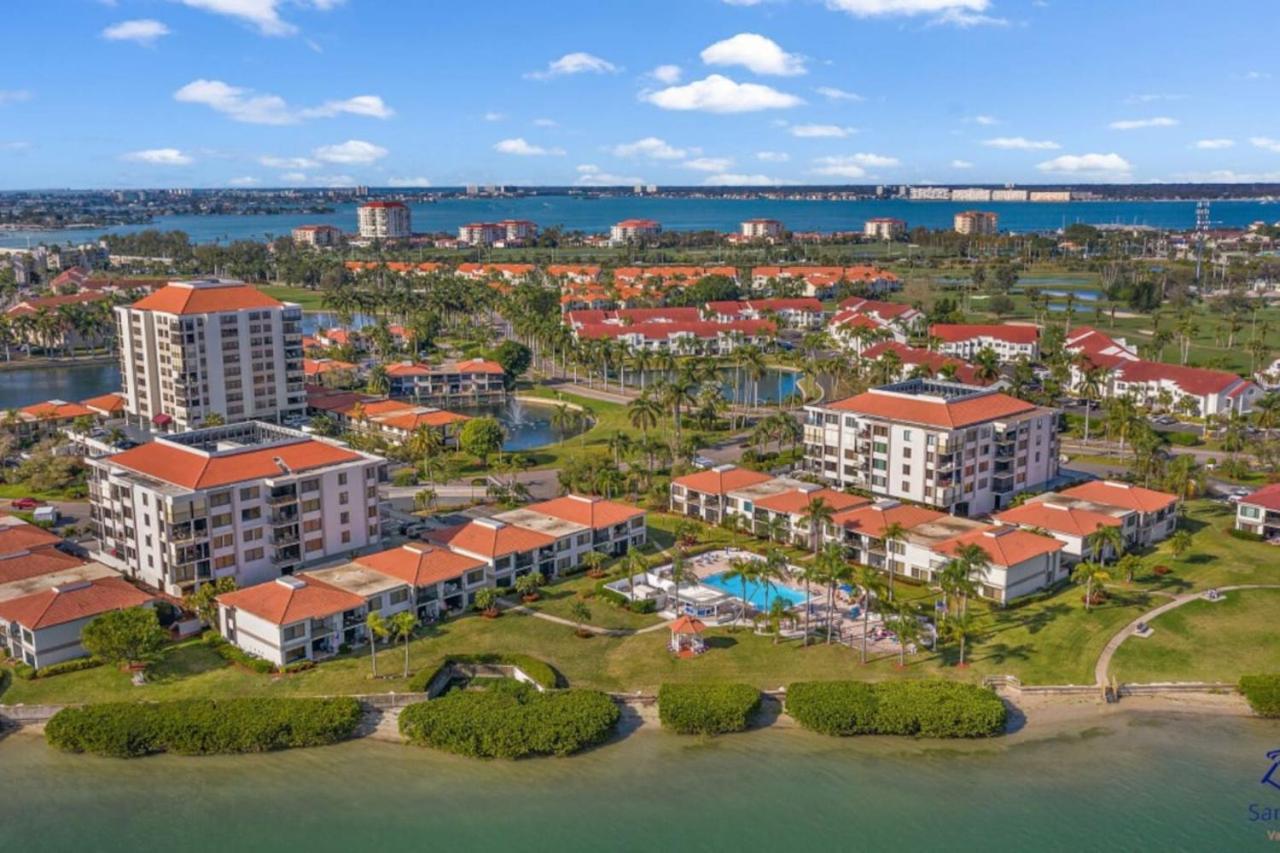 Bay Front Serenity 4th Floor 2bd 2ba At Isla Del Holiday home *