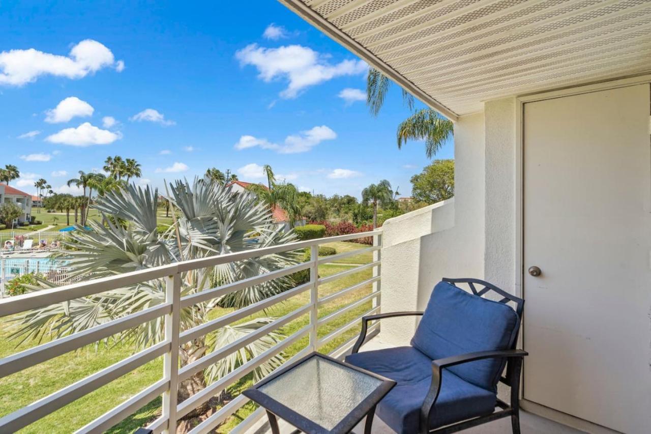 St Pete Isla Del Sol Vista E 7 249 Pool 2 2