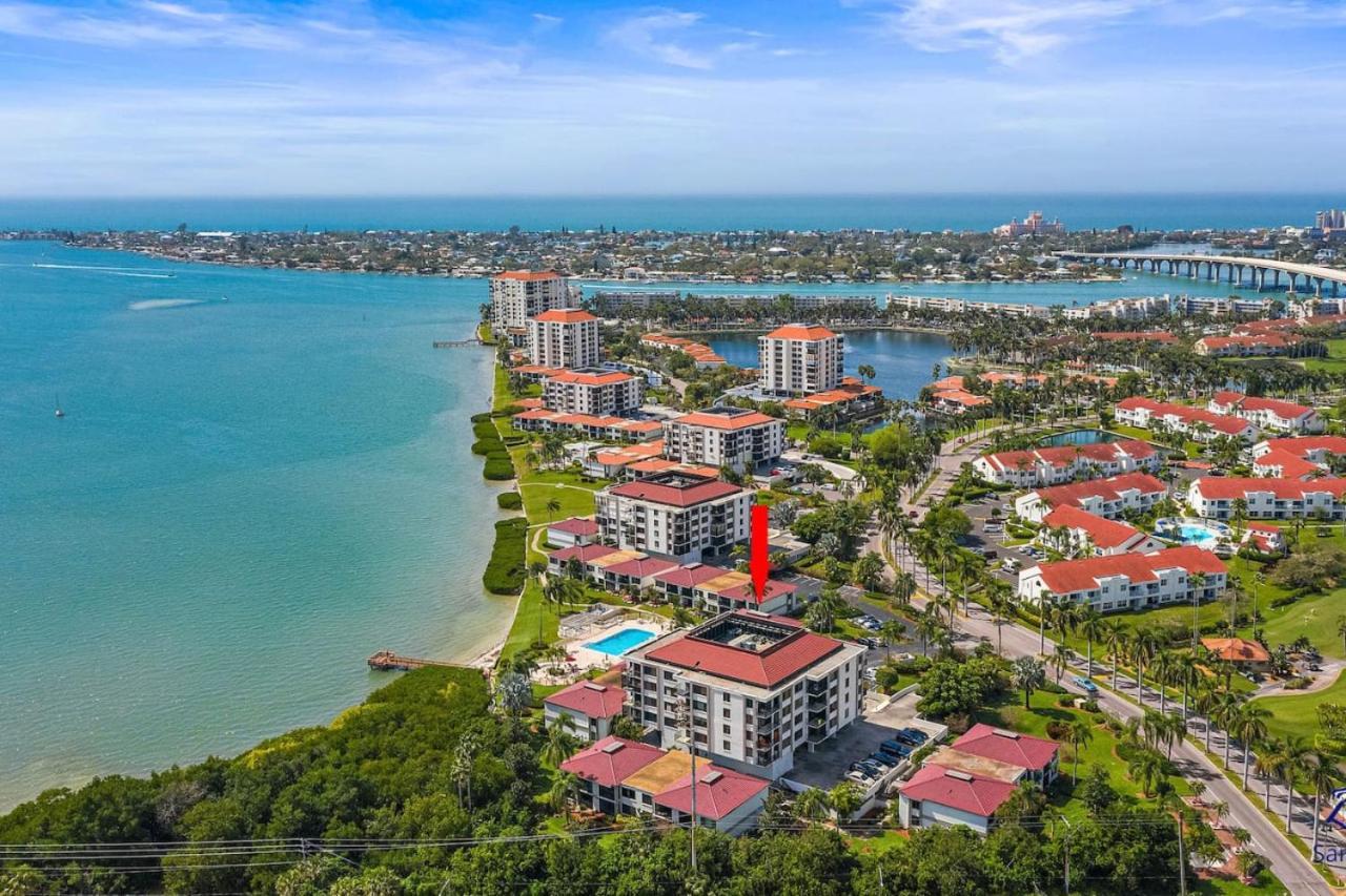 St. Pete Isla Del Sol Bahia J 408 2bd 2ba * Point Brittany