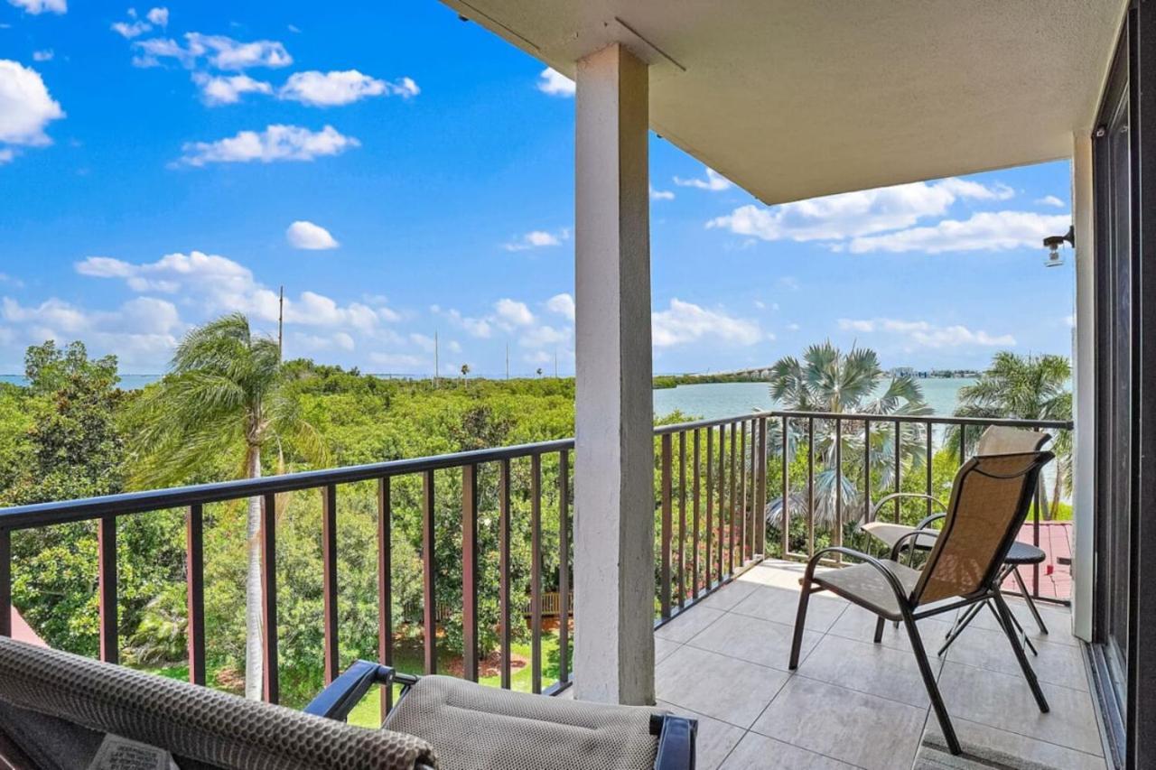 St. Pete Isla Del Sol Bahia J 408 2bd 2ba * Point Brittany
