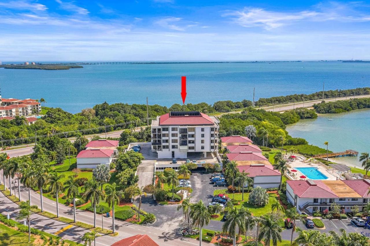 St. Pete Isla Del Sol Bahia J 408 2bd 2ba