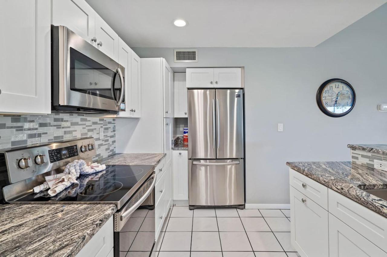Holiday home St Pete Isla Vista E 4-229 New Kitchen