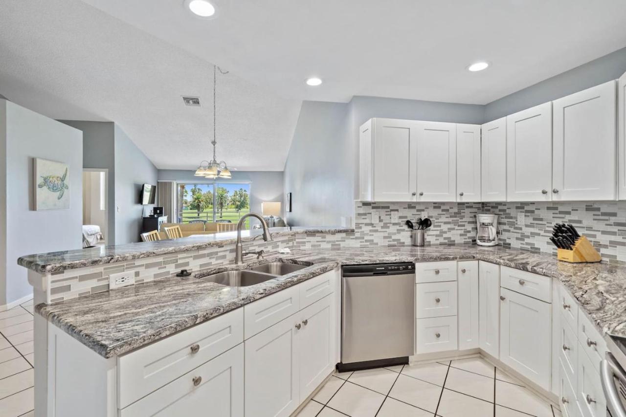 St Pete Isla Vista E 4-229 New Kitchen *