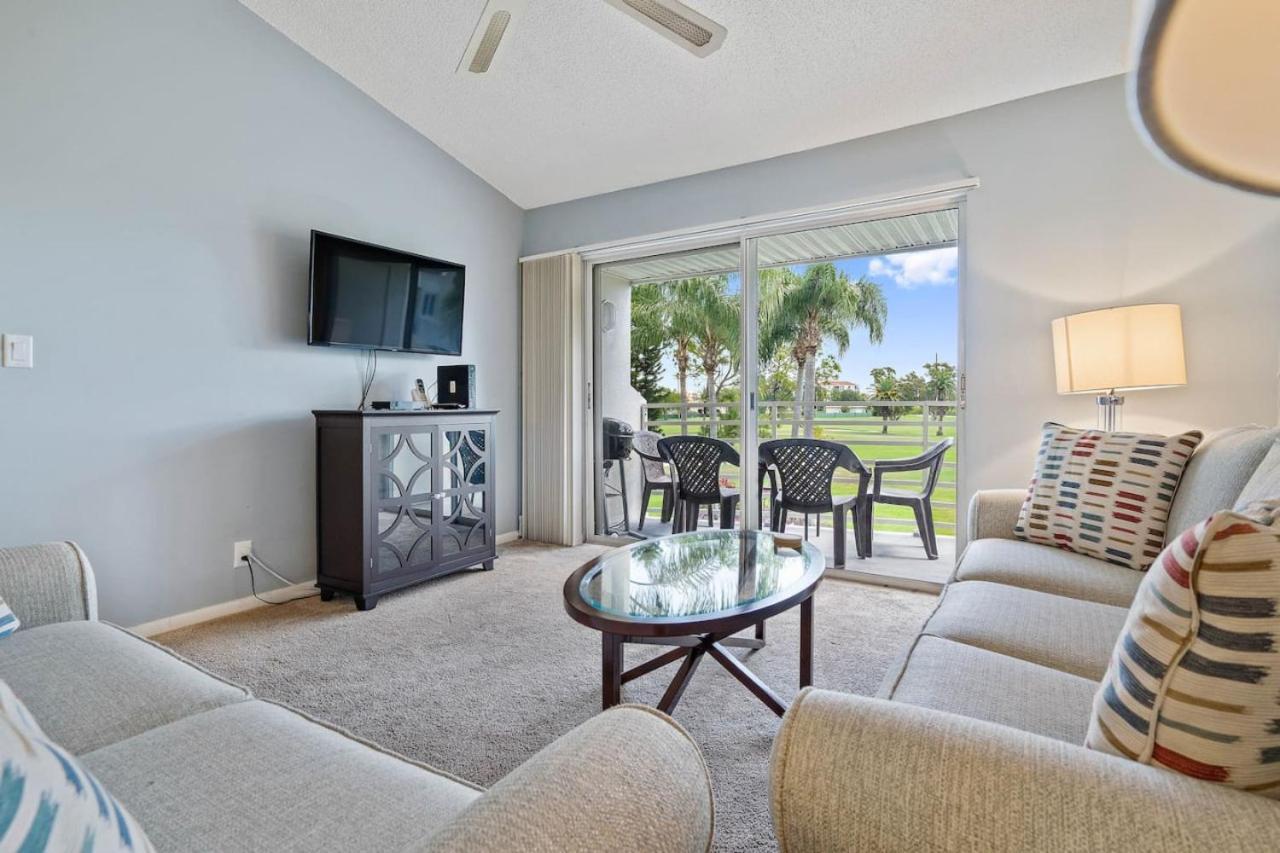 St Pete Isla Vista E 4-229 New Kitchen Point Brittany
