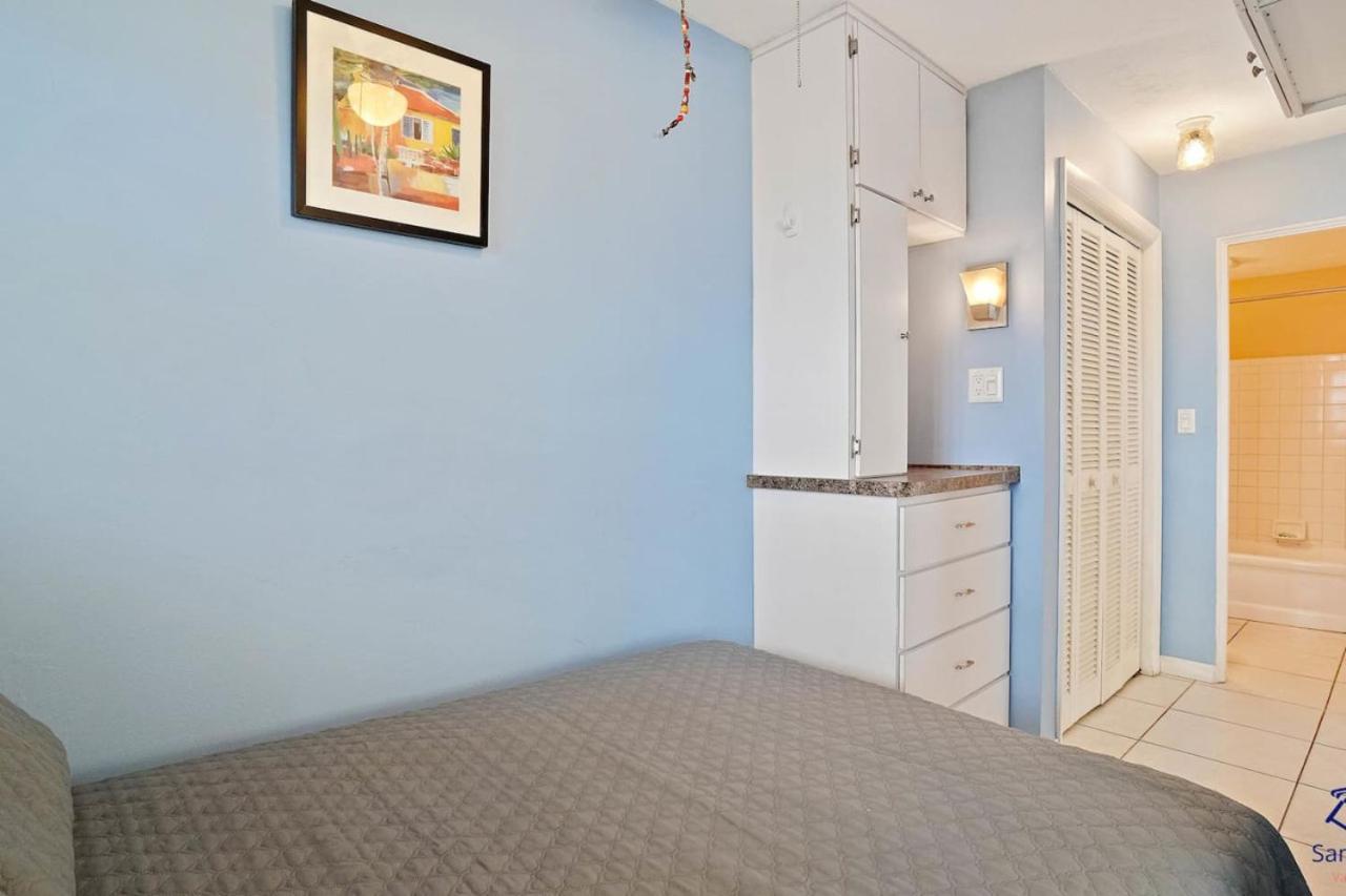 Sea Rocket 6 Beachfront Beauty In North Apartment St. Pete Beach