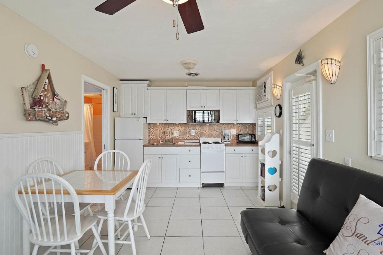 Sea Rocket 6 Beachfront Beauty In North Apartment *