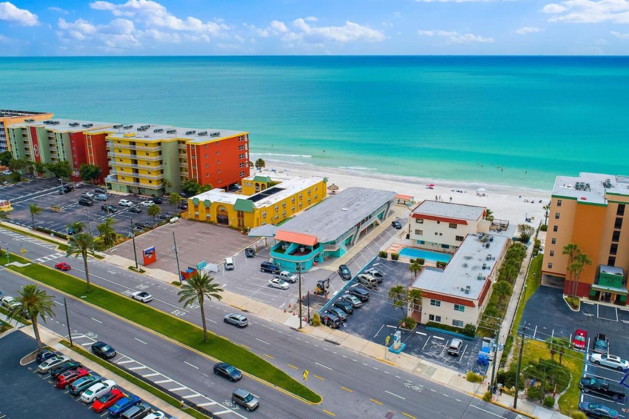 Apartment Sea Rocket 6 Beachfront Beauty In North St. Pete Beach