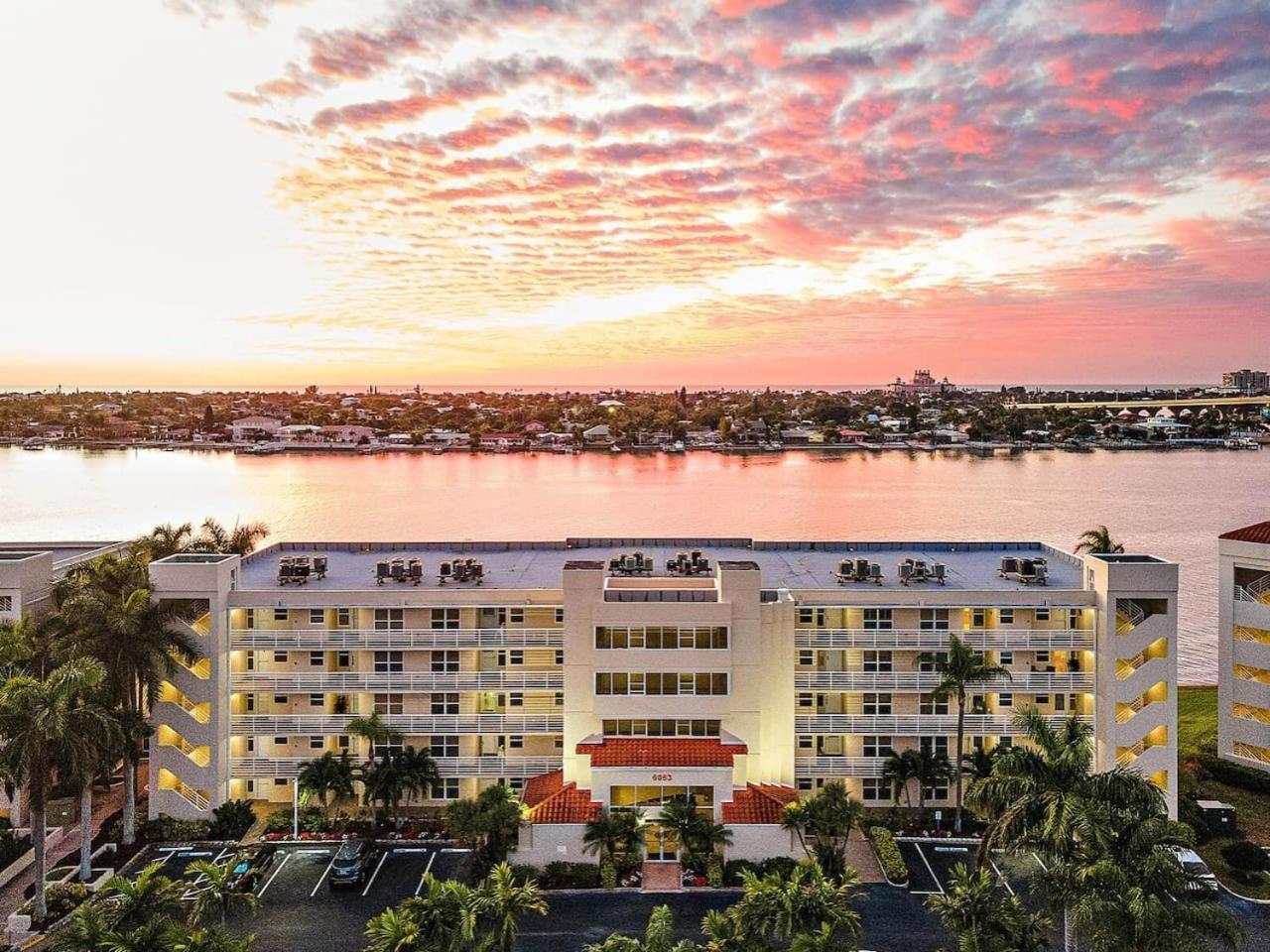 Bahia Vista 4th Floor Bay View Isla Del Sol 2 Holiday home Tierra Verde