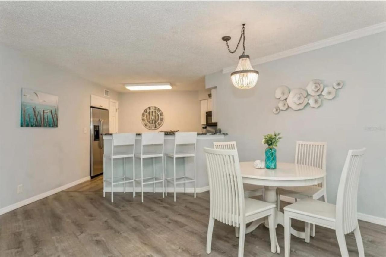 Vista East 8-164 Holiday home Point Brittany
