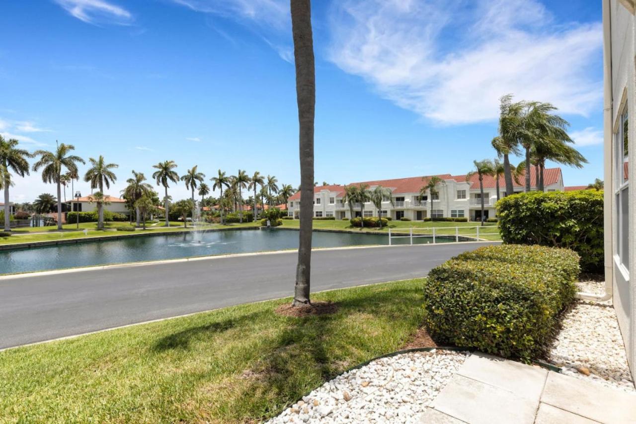 Holiday home New Listing Ground Floor Vista East Pond *