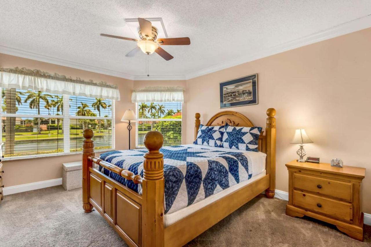 Holiday home New Listing Ground Floor Vista East Pond Point Brittany