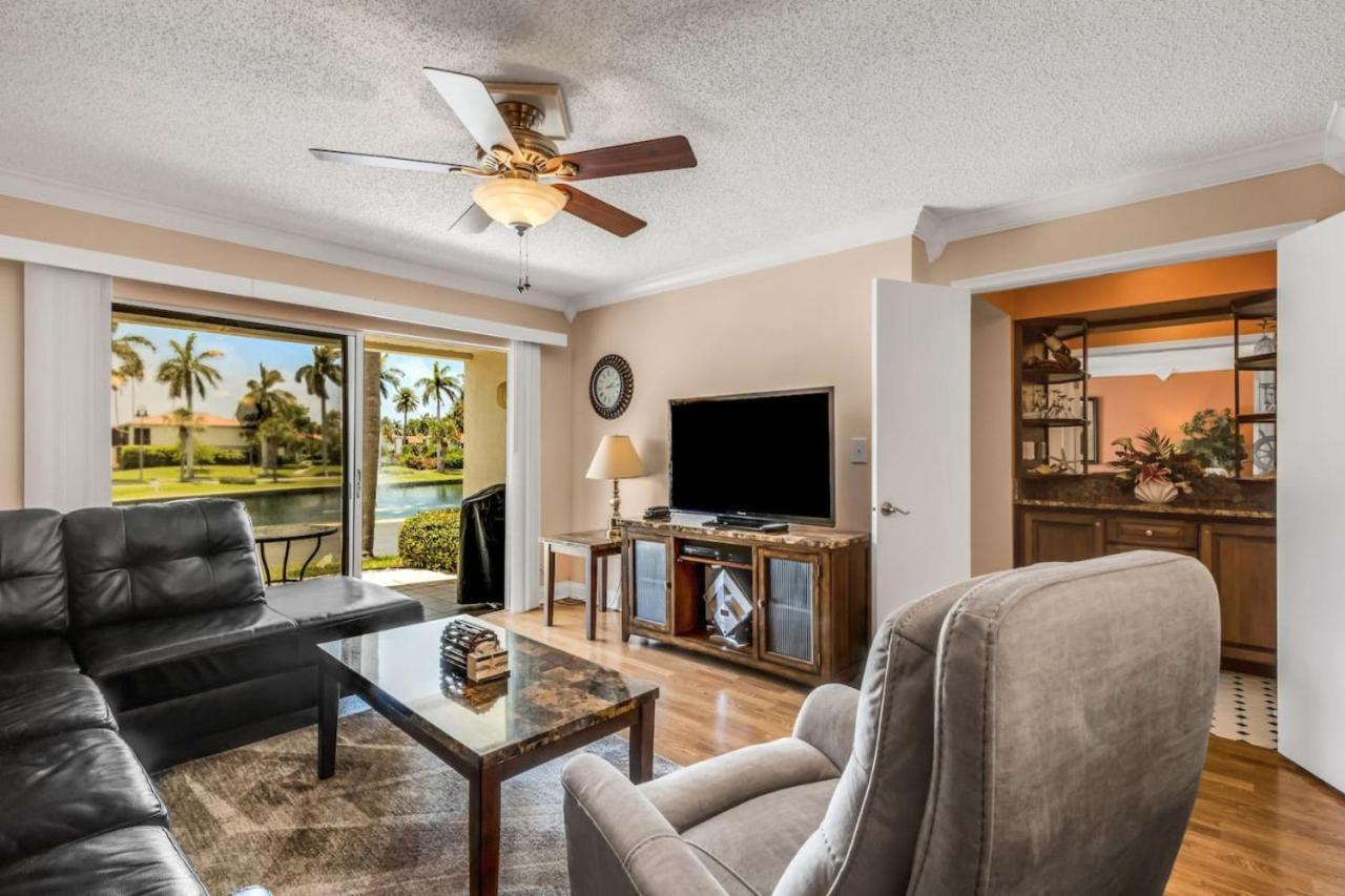 New Listing Ground Floor Vista East Pond *