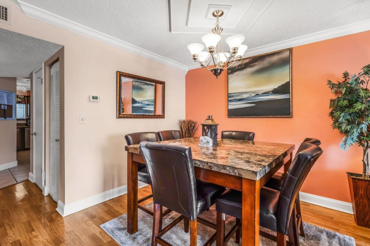 Holiday home New Listing Ground Floor Vista East Pond