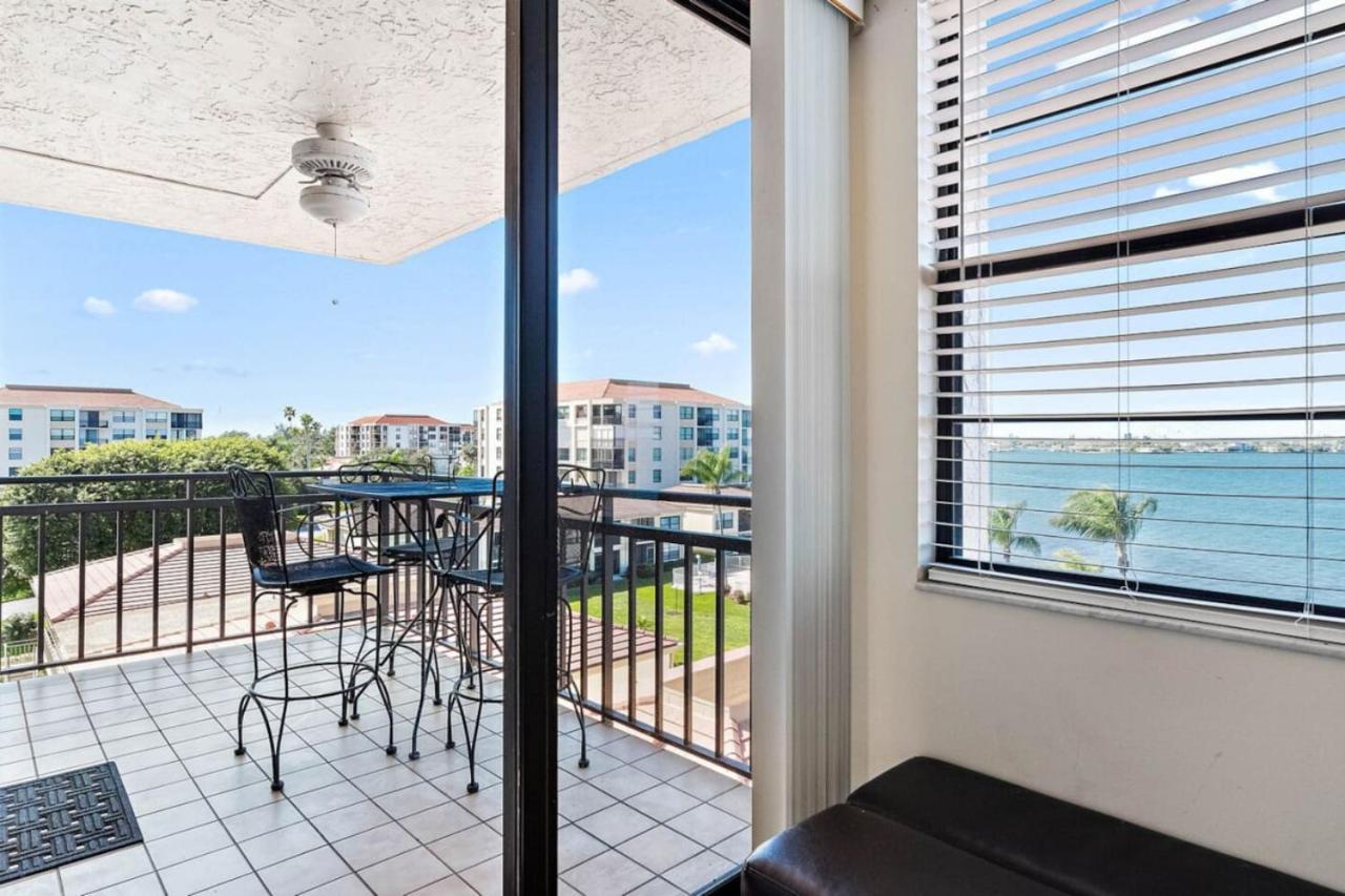 St Pete Isla Casa B-507 Beautiful * Point Brittany