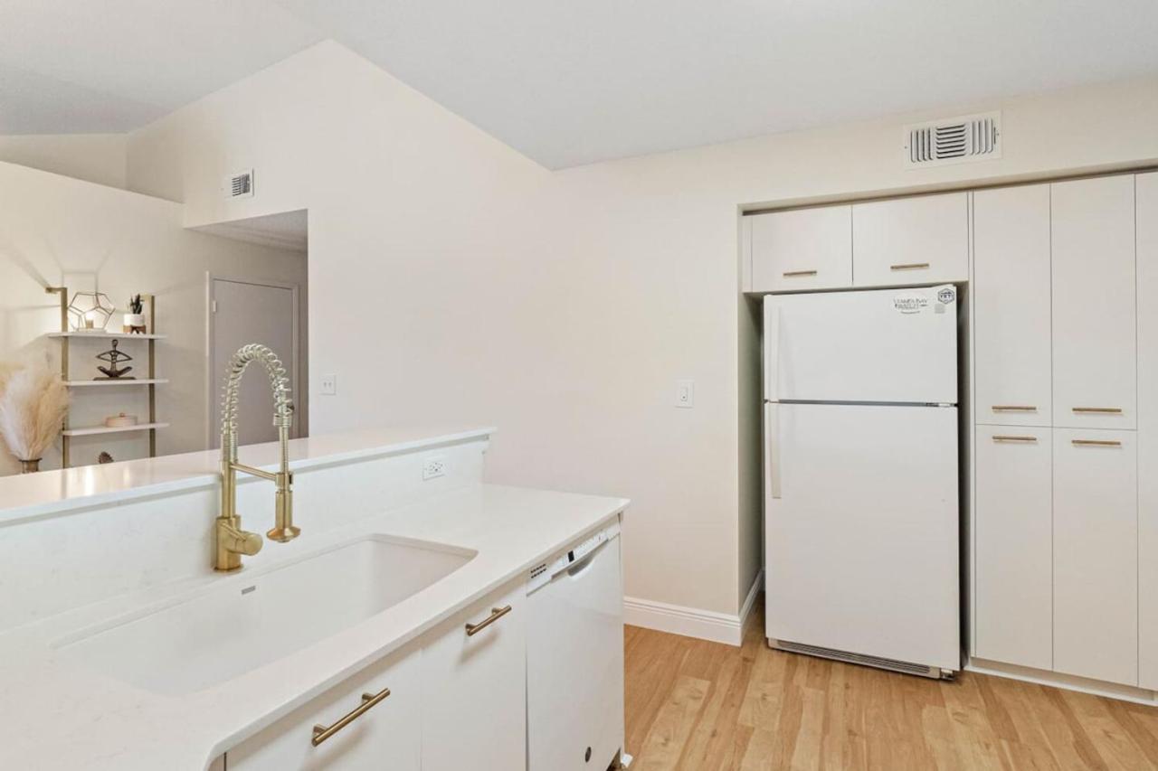Newly Updated 2 Bedroom Isla Del Sol Vista Holiday home