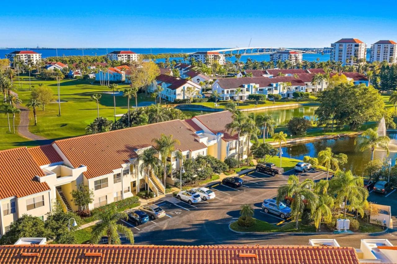 Newly Updated 2 Bedroom Isla Del Sol Vista *