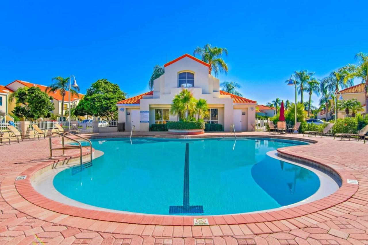 Newly Updated 2 Bedroom Isla Del Sol Vista Holiday home *
