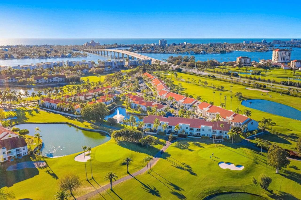 Newly Updated 2 Bedroom Isla Del Sol Vista