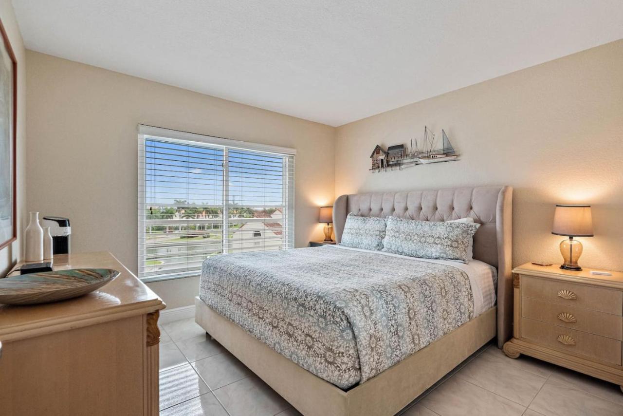 New Listing Bahia Vista 8 411 2bd 2ba Holiday home Tierra Verde