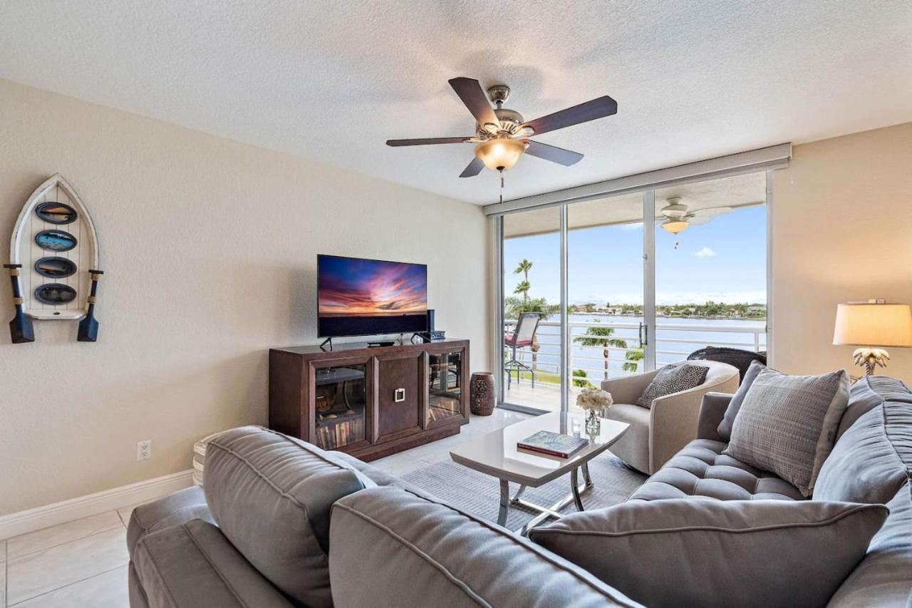 Holiday home New Listing Bahia Vista 8 411 2bd 2ba Tierra Verde