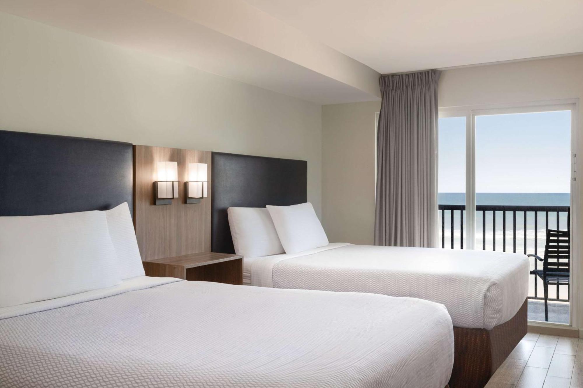 La Quinta By Wyndham Oceanfront Daytona 3*