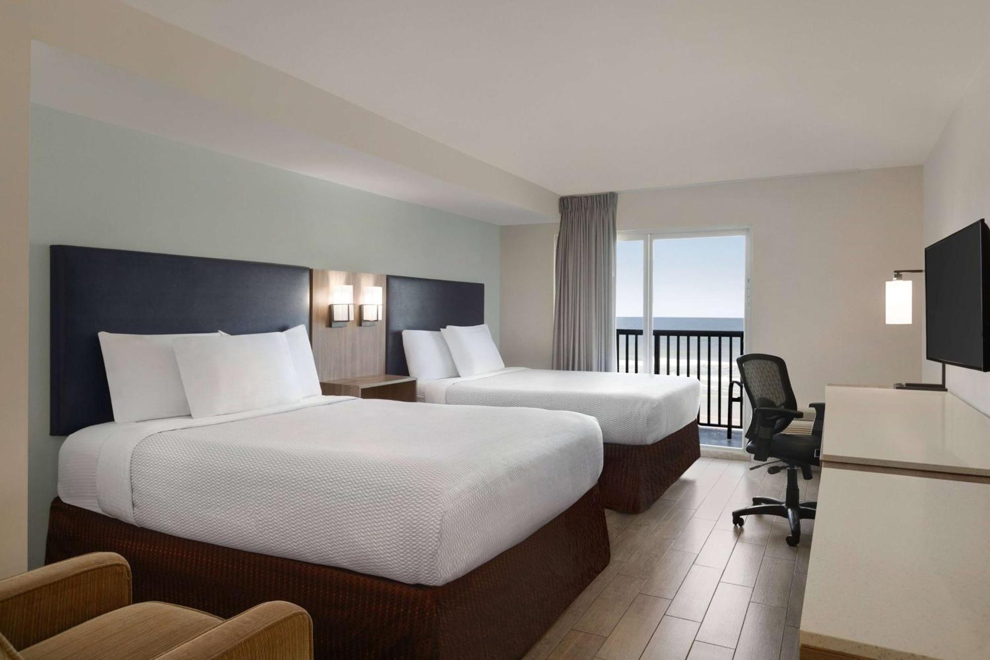 La Quinta By Wyndham Oceanfront Daytona Hotel Daytona Beach