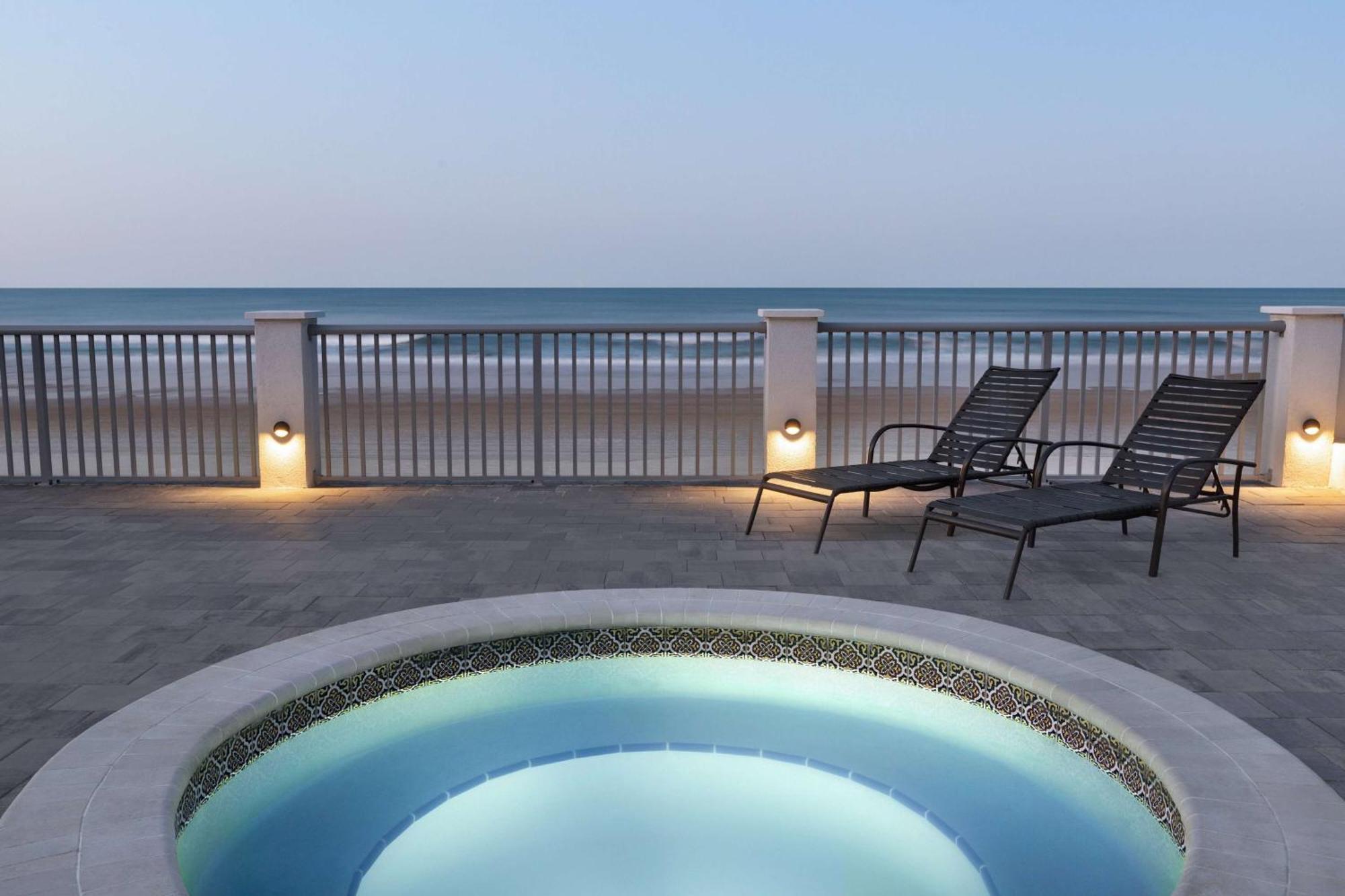 Hotel La Quinta By Wyndham Oceanfront Daytona Daytona Beach