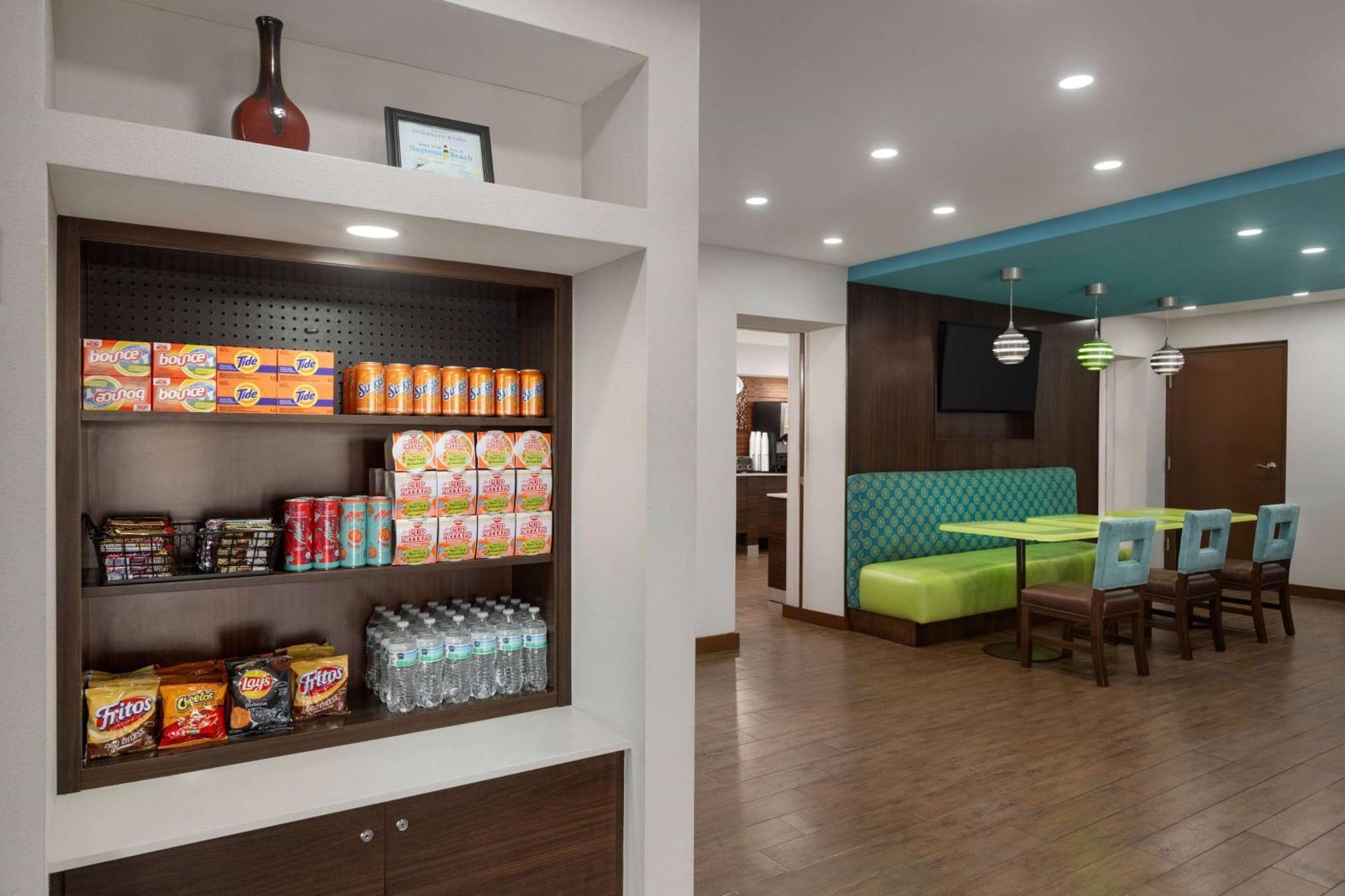 La Quinta By Wyndham Oceanfront Daytona Hotel 3*