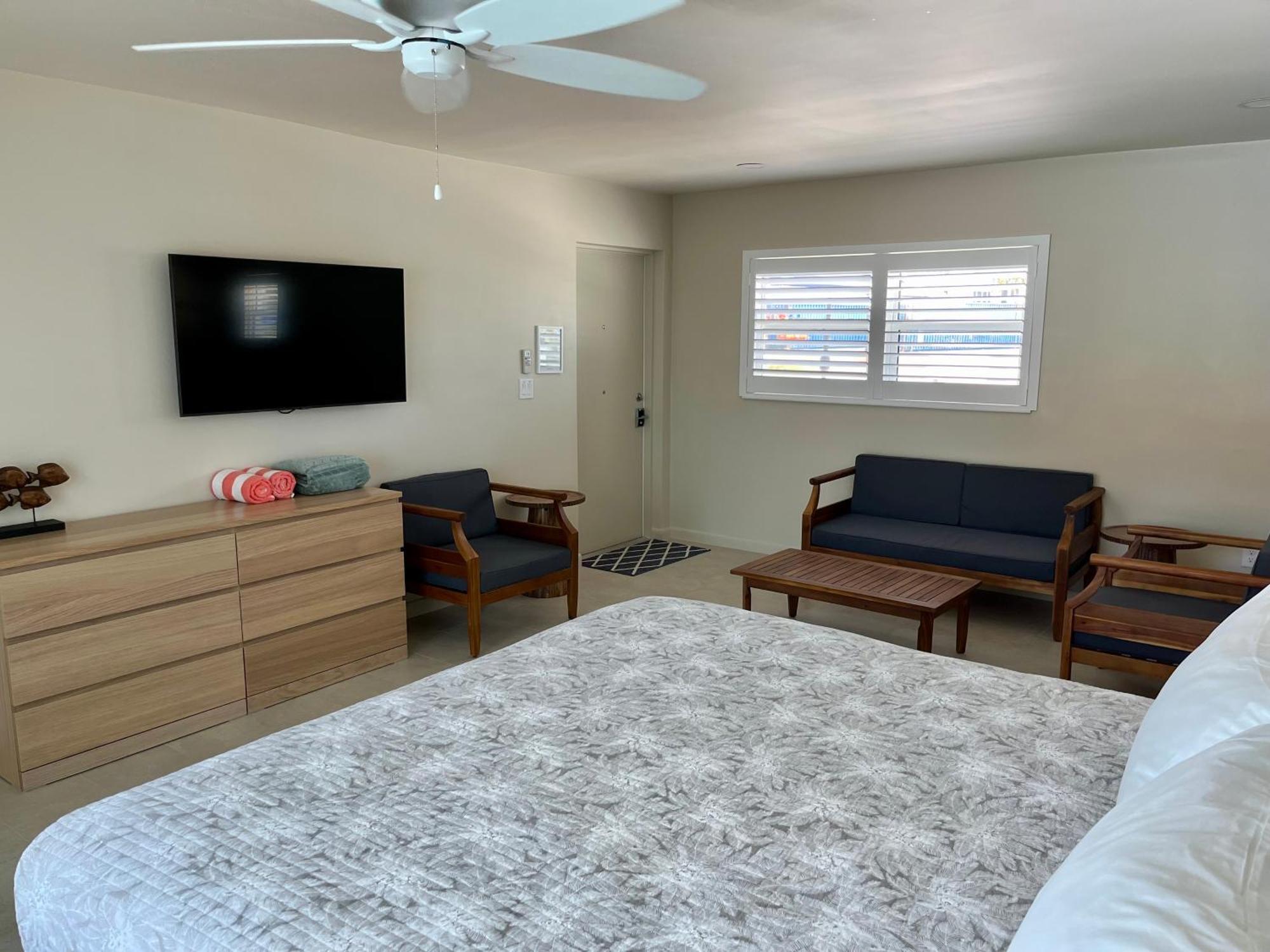 Sunshine Island - Adults Only 2*