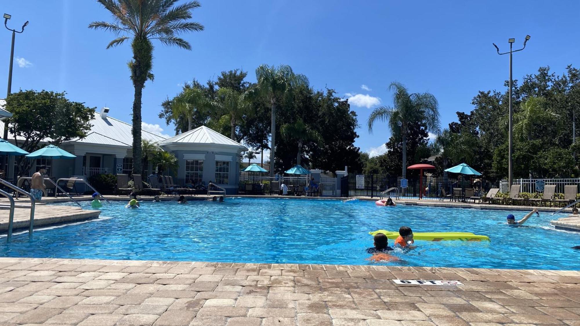 You Resort Na Disney, Piscina, Diversao, Jogos, Basquete, Quadra De Tenis Holiday home
