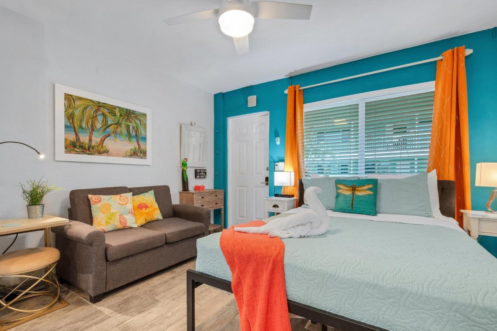Resort Tropic Terrace #54 - Beachfront