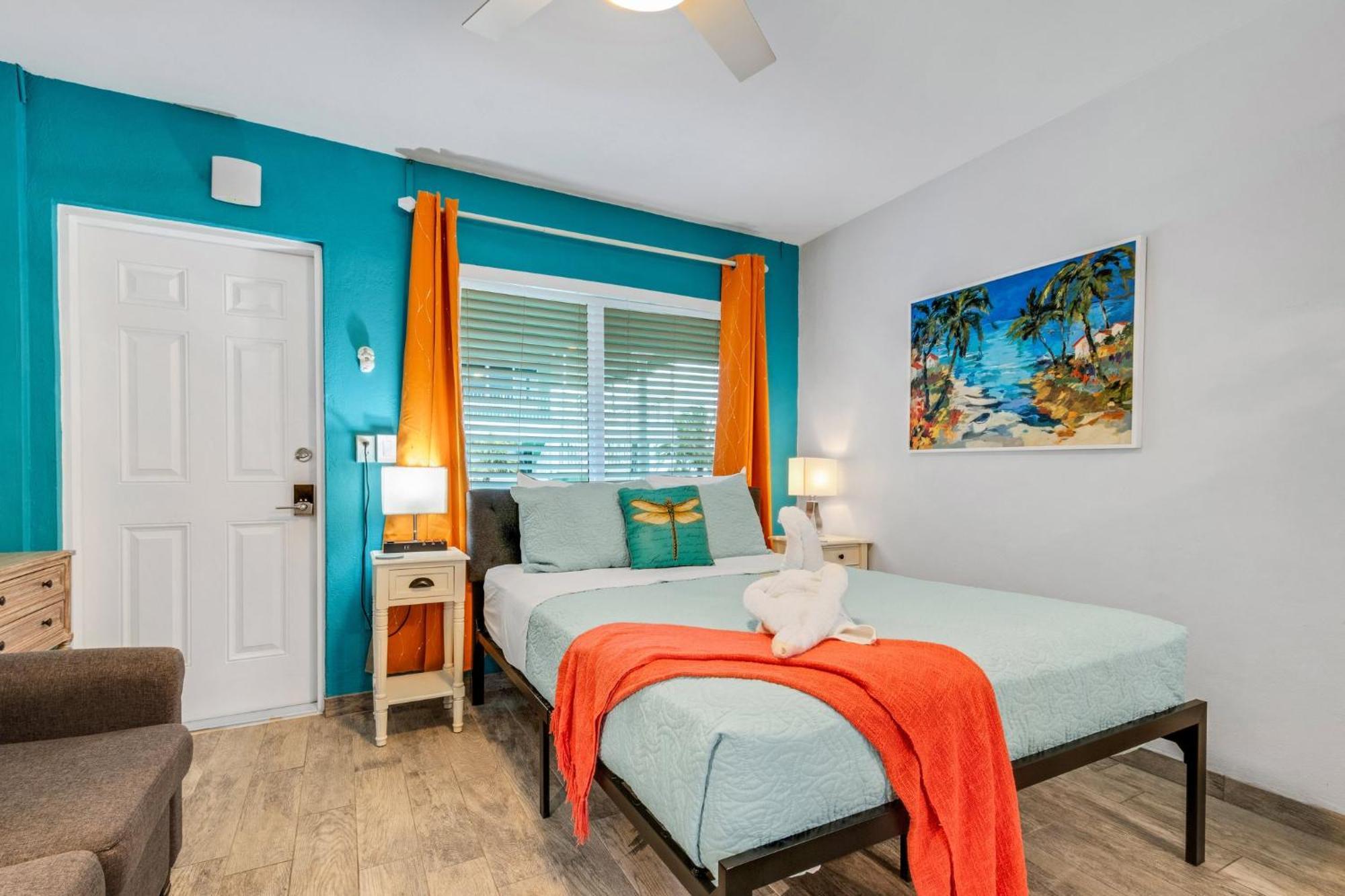 Tropic Terrace #54 - Beachfront Resort St. Pete Beach