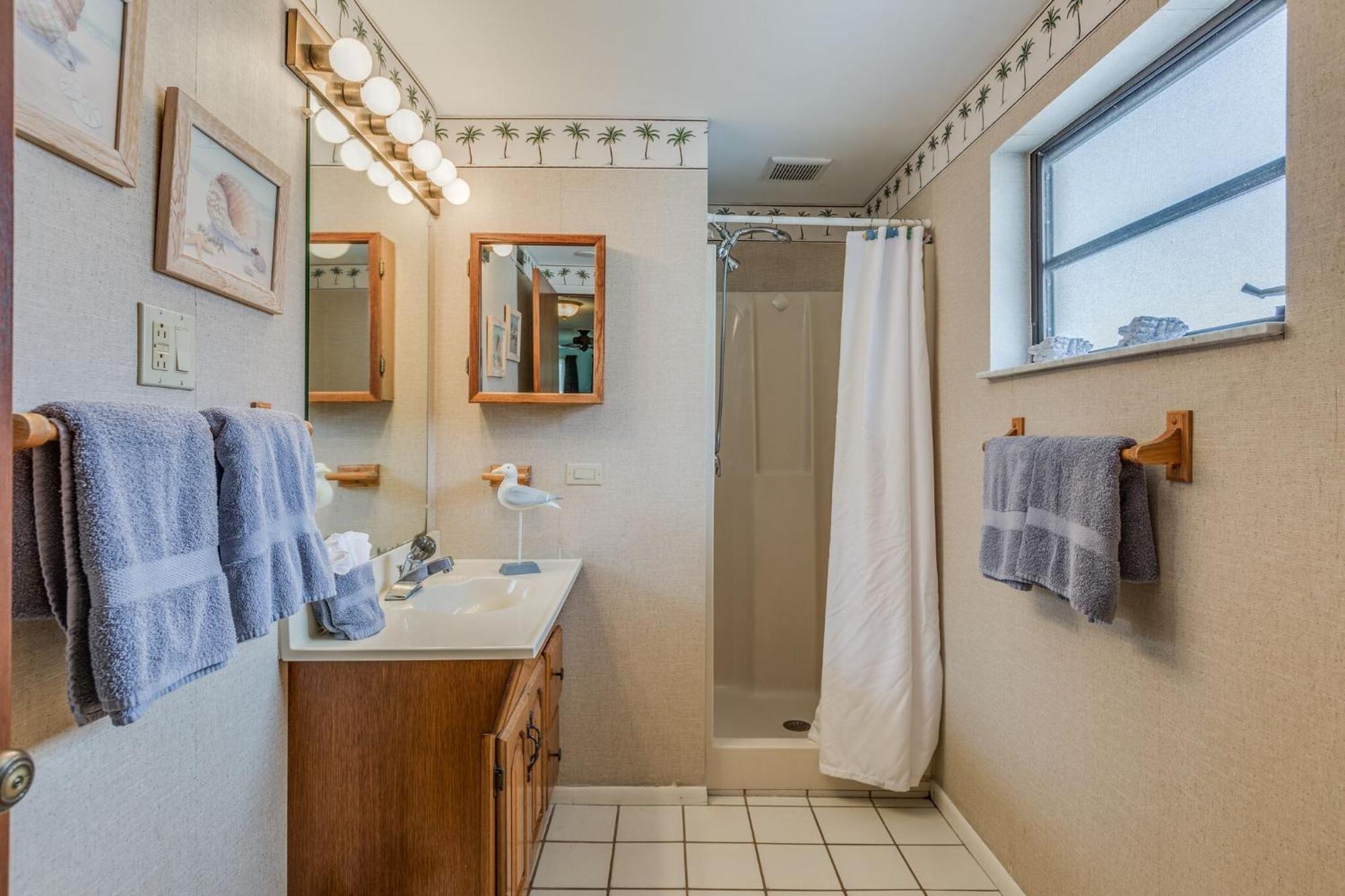 Coconut Breeze Iii - Monthly Holiday home