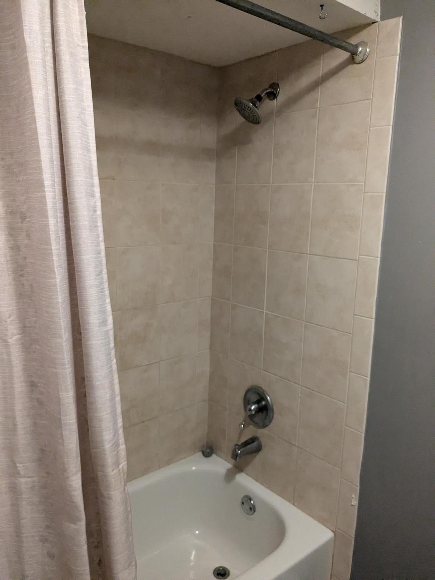 Apartment Quiet Fully Furnished