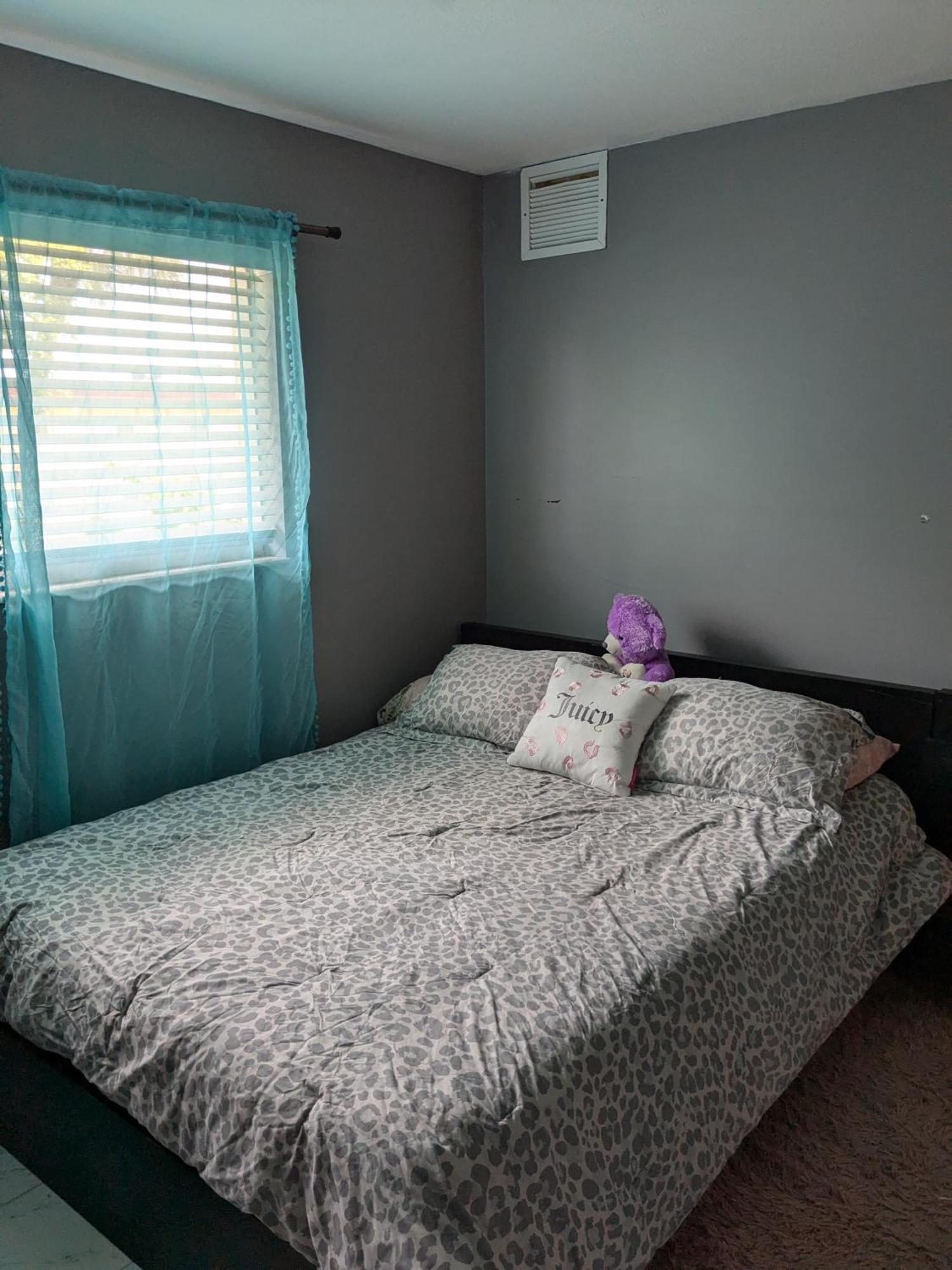 Quiet Fully Furnished Apartment Lauderhill