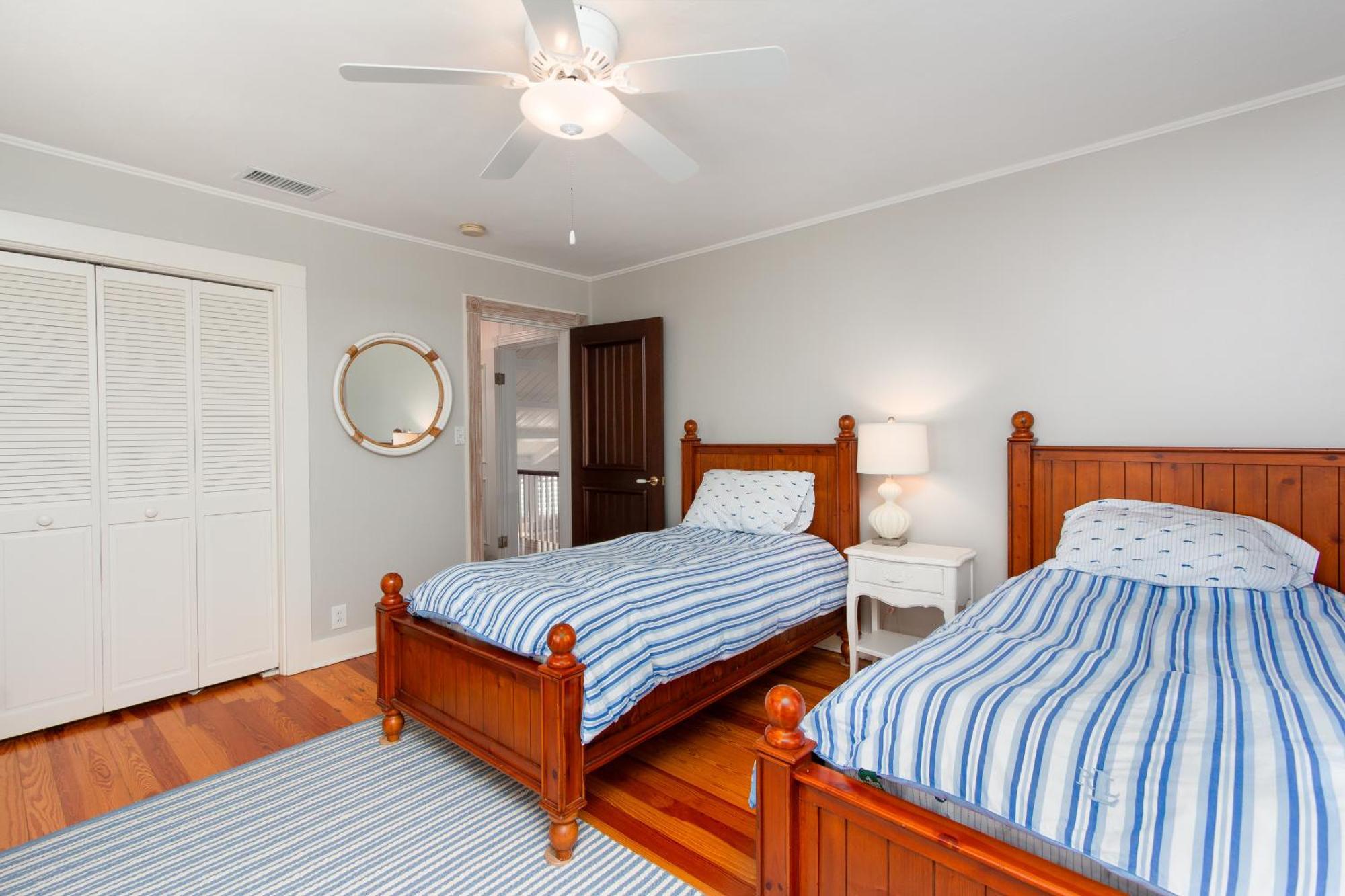 Holiday home Sunset Breeze - Beachfront Pool - Monthly Clearwater Beach