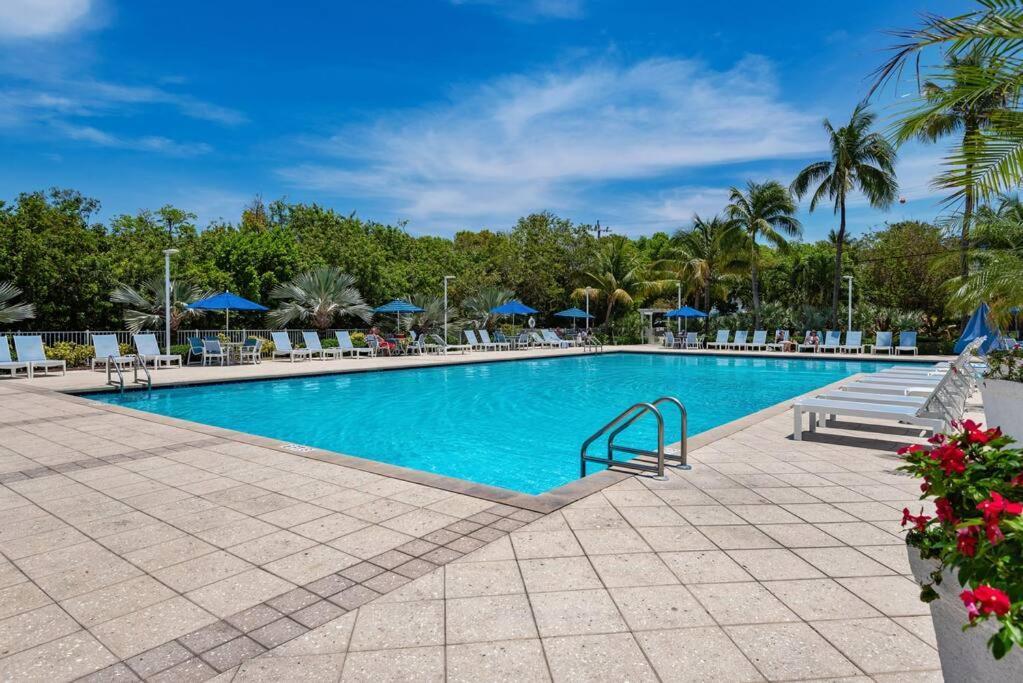 Ocean Pointe 2309