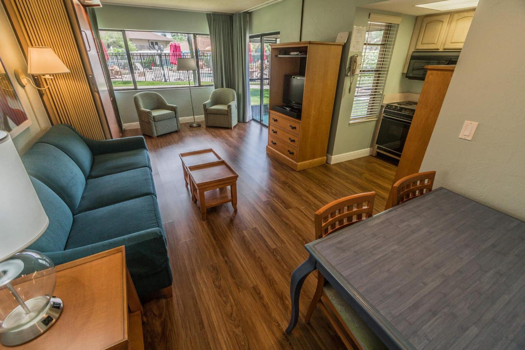 Lehigh Club Resort Lehigh Acres