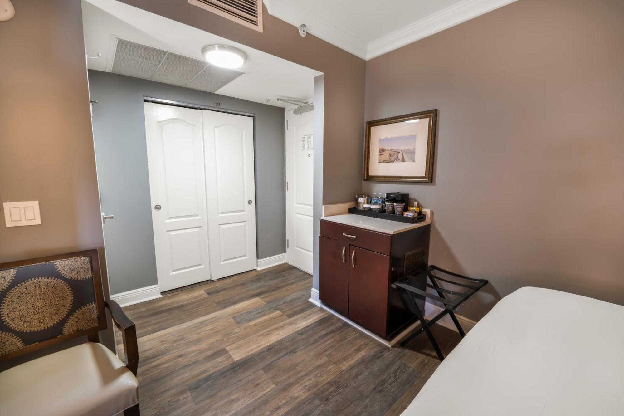 Hilton Historic Bayfront 4*
