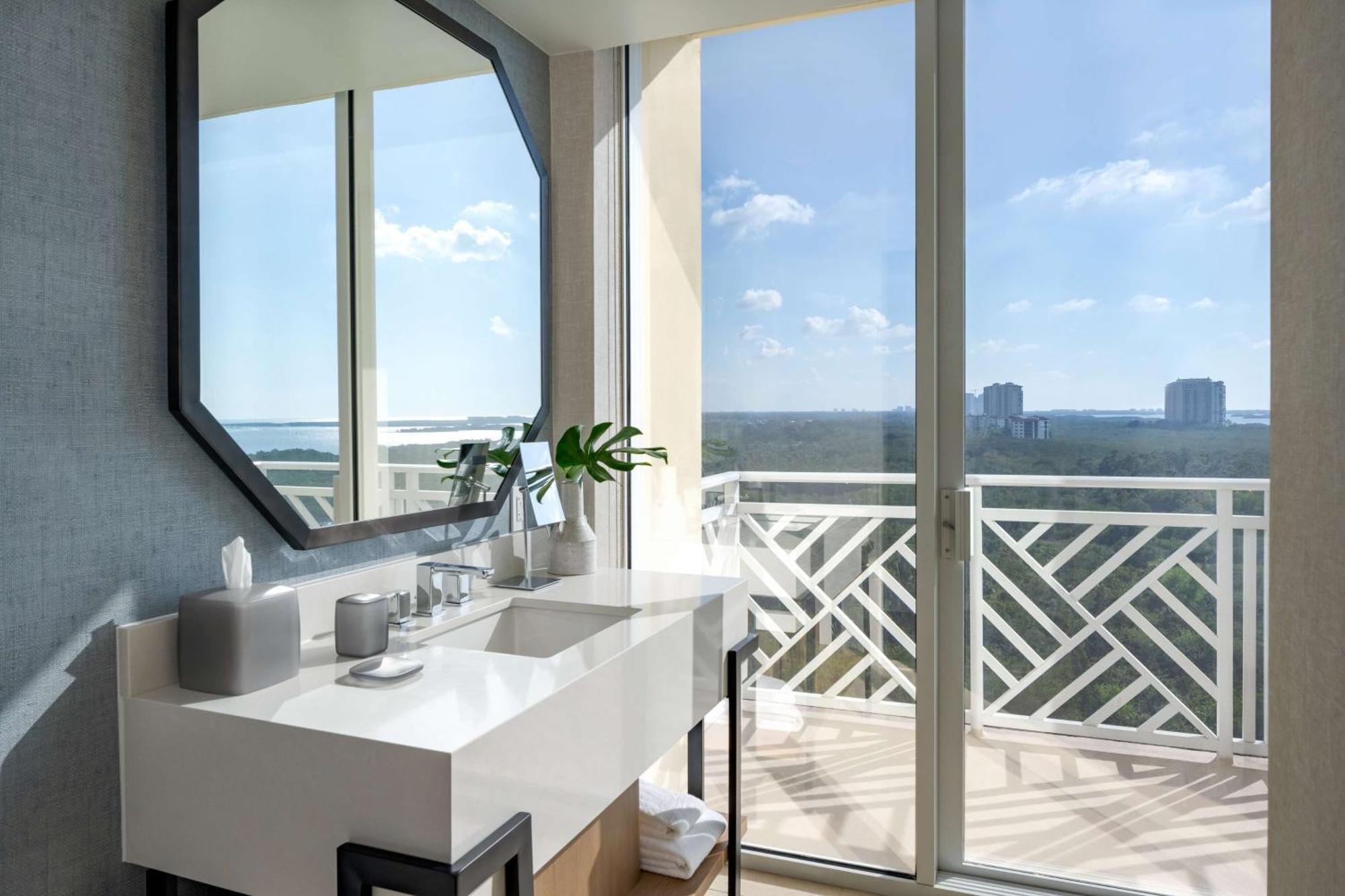 Hyatt Regency Coconut Point & Near Naples