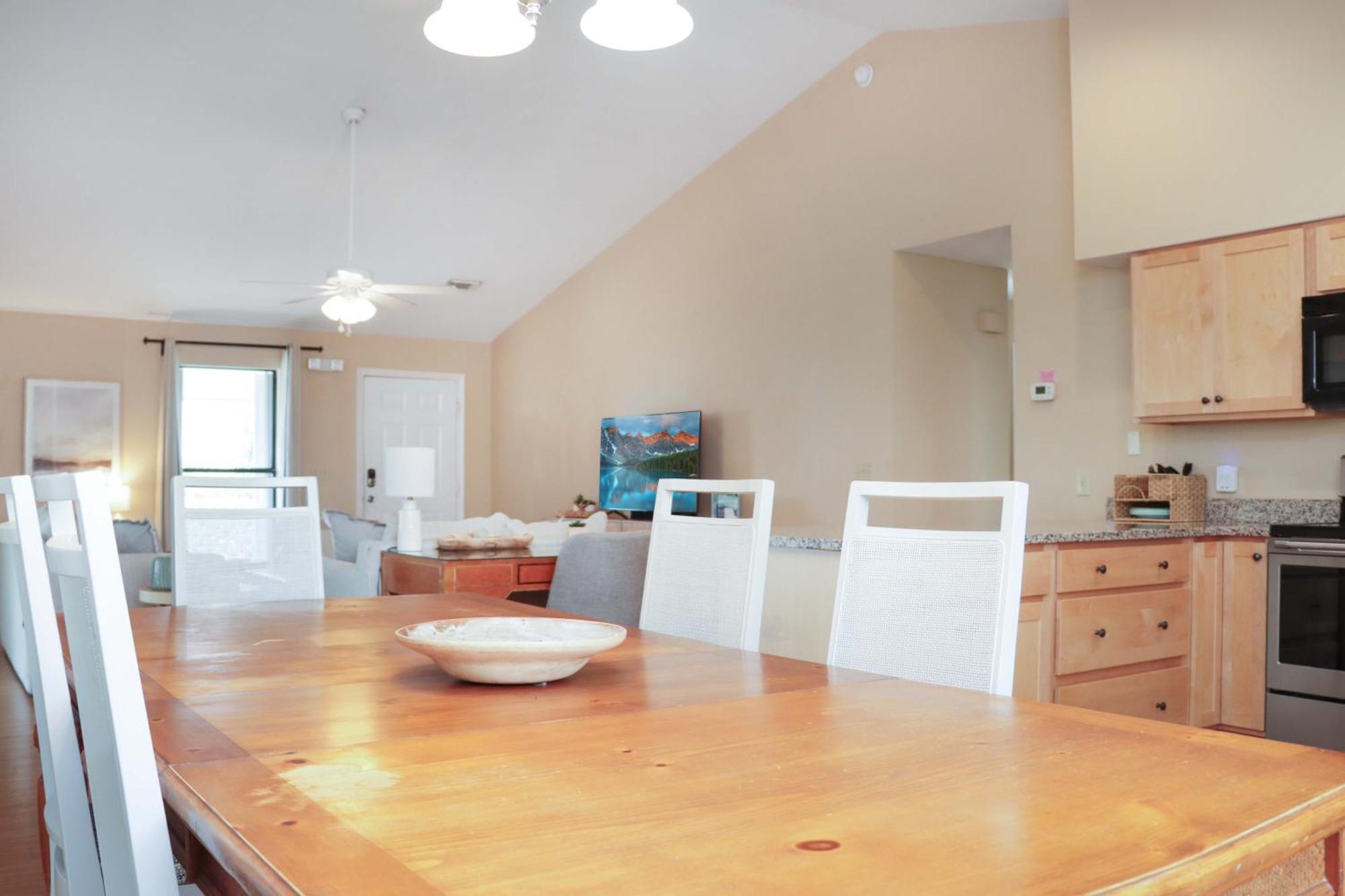 Woofs And Waves By Pristine Vacation Holiday home Cape San Blas